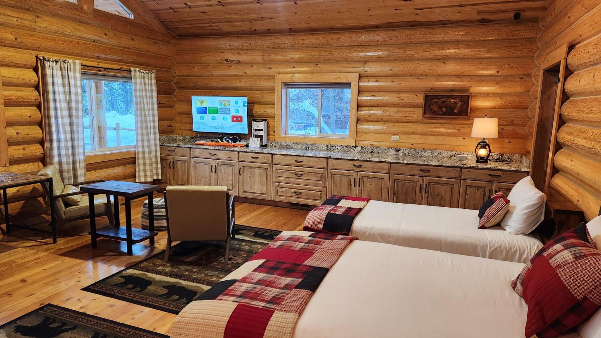 Beargrass Lodging & Rv Resort Hungry Horse Экстерьер фото