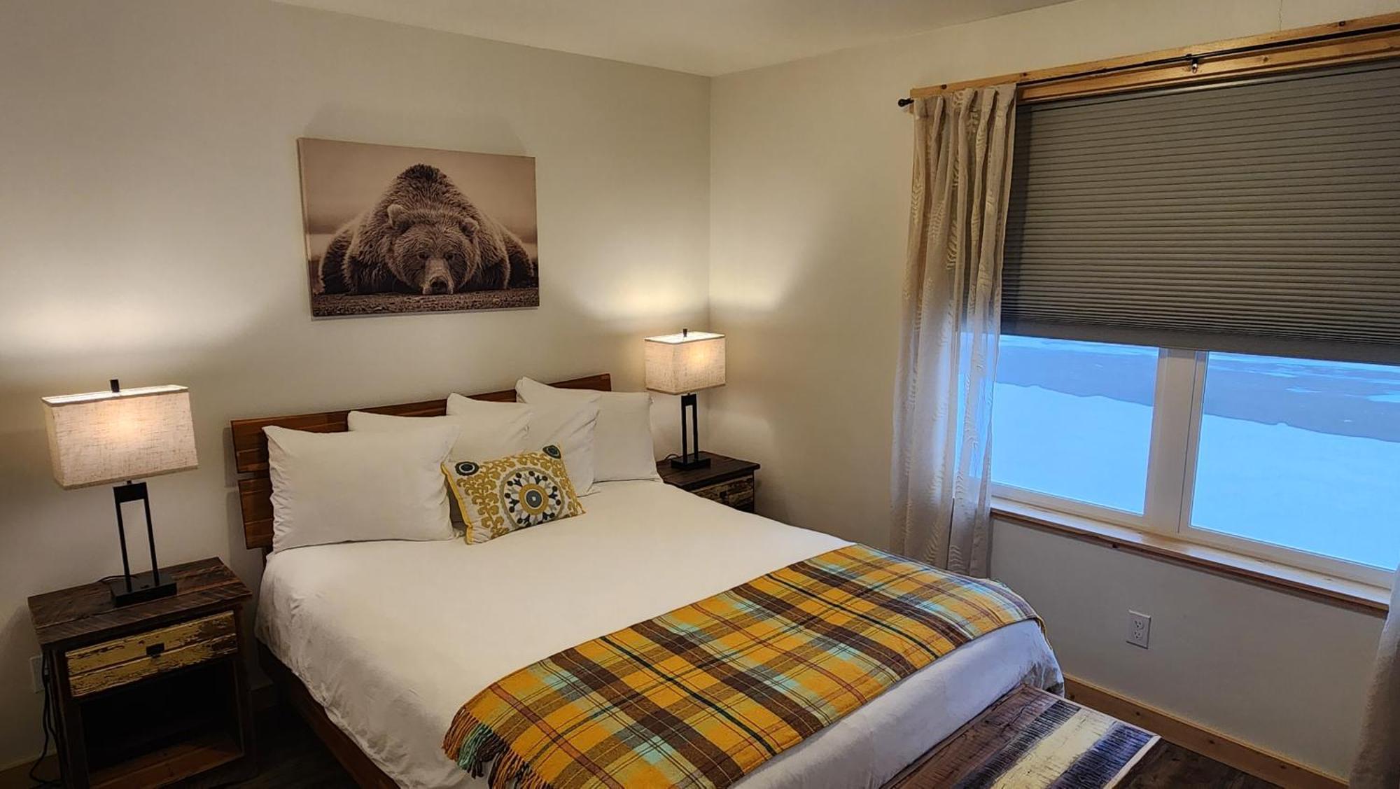 Beargrass Lodging & Rv Resort Hungry Horse Экстерьер фото